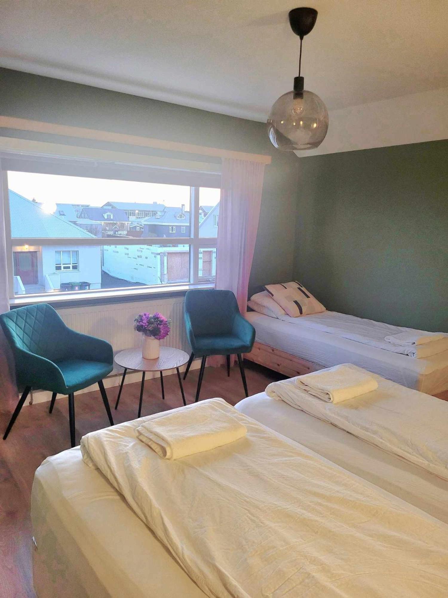 Grindavik Guesthouse Self Check In & Out Kültér fotó